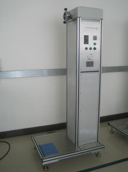 KXT3124型吸塵器載流軟管耐扭曲試驗(yàn)機(jī).jpg KXT3124型吸塵器載流軟管耐扭曲試驗(yàn)機(jī).jpg